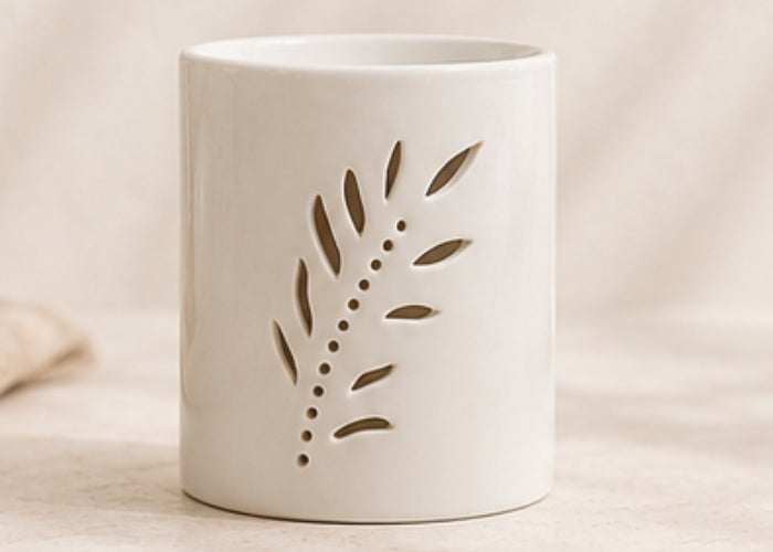 Off White Oil Burner Round - Palm