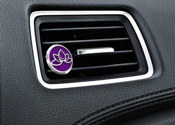 Car Aromatherapy Diffuser /Angel Wings Heart /Diffuser / Essential